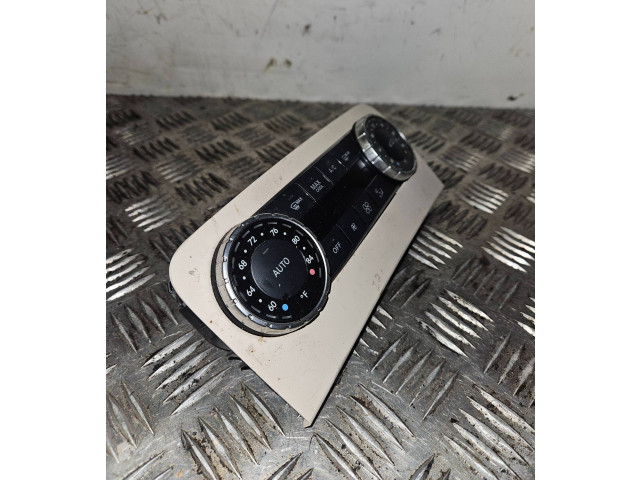 Блок управления климат-контролем A2049006808, HW3810   Mercedes-Benz GLK (X204)