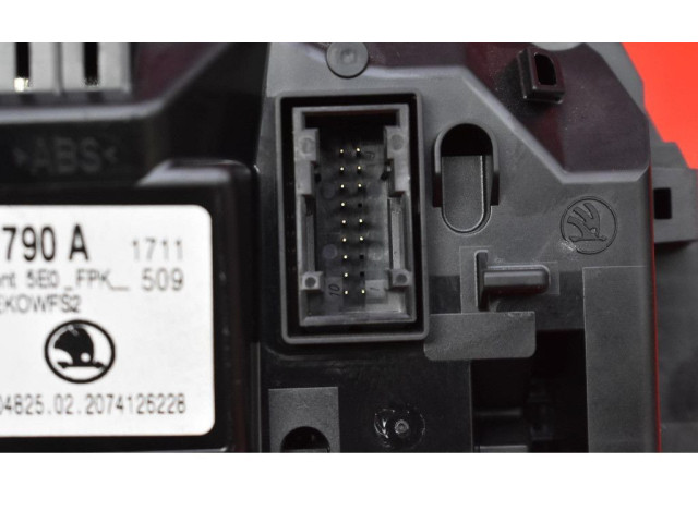 Панель приборов 5E0920790A, 5E0920790A Skoda Octavia 985