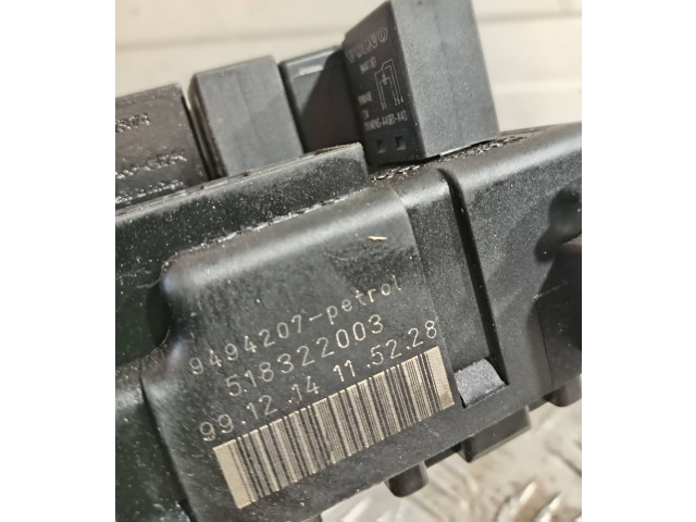 Блок предохранителей    9494207, 518322003   Volvo V70