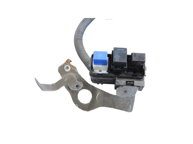 Блок предохранителей K1538265F10, 252307995A Infiniti Q50