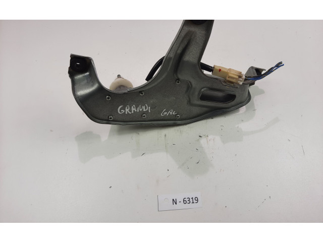 Моторчик заднего дворника 34977581 Mitsubishi Grandis