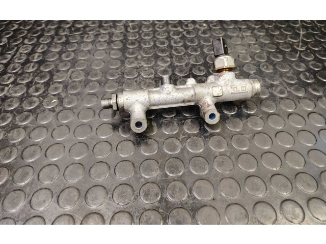 Vstřikovací lišta 05A906051, 059130089bt Audi A8 S8 D4 4H CTB