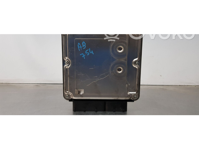 Řídící jednotka 04L907309K Volkswagen Caddy 2017