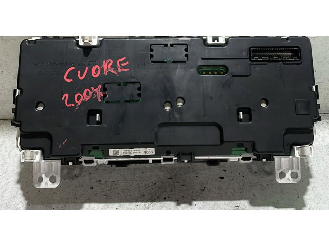 Панель приборов    Daihatsu Cuore       