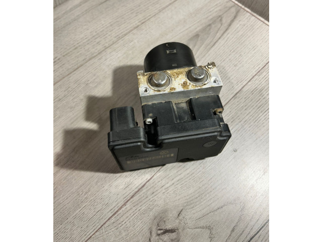 Блок АБС 1K0907379P, 00009496E5   Skoda  Octavia Mk2 (1Z)  2004 - 2013 года