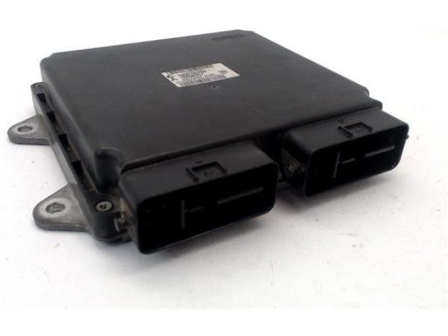 Блок управления двигателя 1860B013, 1860B357 Mitsubishi Colt