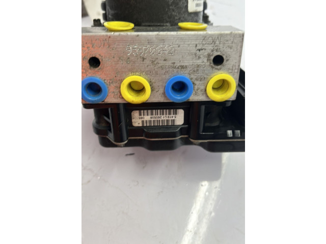 Блок АБС 71747778   Alfa Romeo  GT   -  года