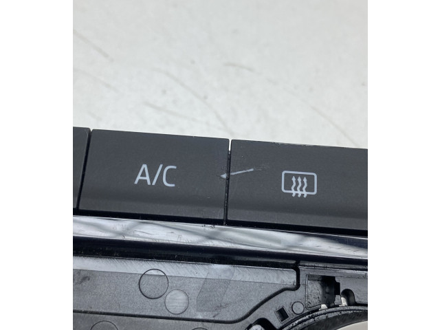 Блок управления климат-контролем 5E0820047N Skoda Octavia Mk3 (5E)