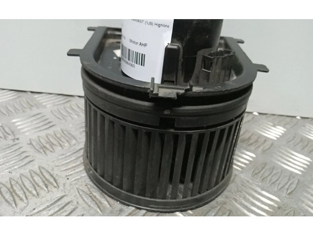 Вентилятор печки 1J1819021A Volkswagen Golf SportWagen