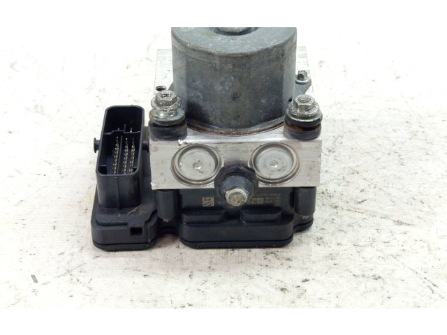 Блок АБС DA83-2C405-AG, DA83-2C405-A   Ford  Flex  2008 -  года