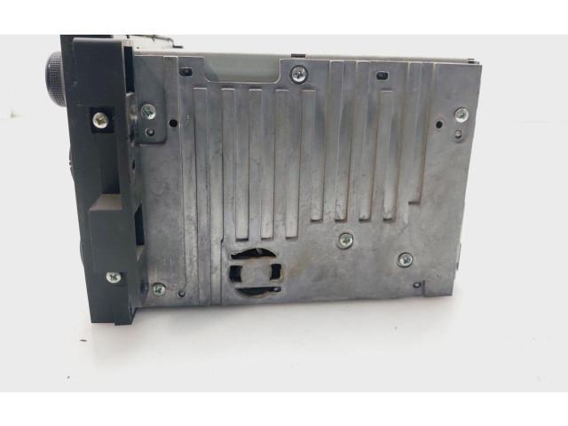 Pojistková skříňka Радио/ проигрыватель / навигация 96628256 Chevrolet Chevy Van 2006