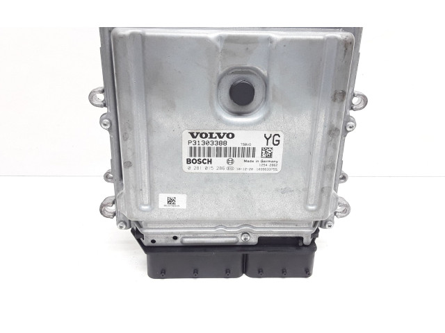 Блок управления двигателя 31303388, P31303388   Volvo V70