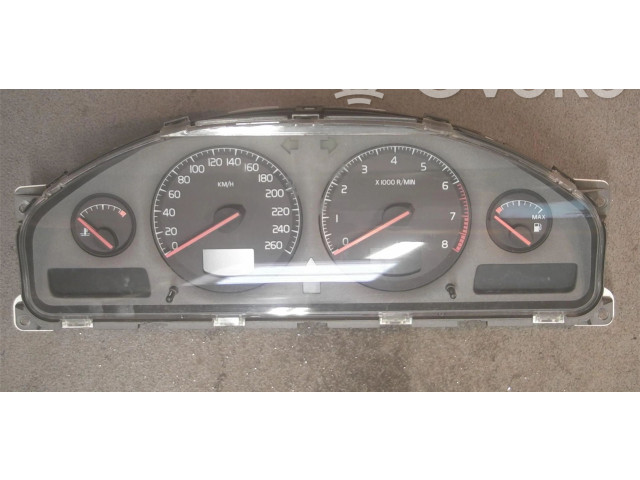 Панель приборов Volvo V70