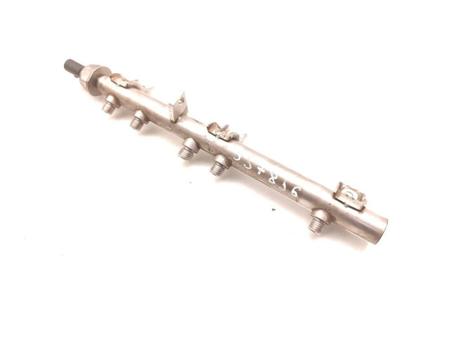 Топливная рампа 7537319   BMW 3 E90 E91   для двигателя N43B20A