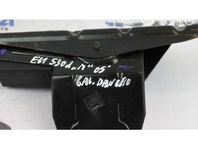 Zámek zadních dveří 8196401 BMW X6 E71 2010