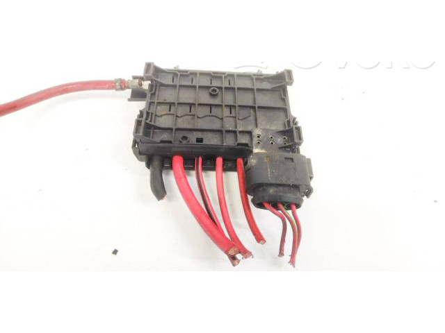 Блок предохранителей  1J0937550AB   Skoda Octavia Mk1 (1U)    