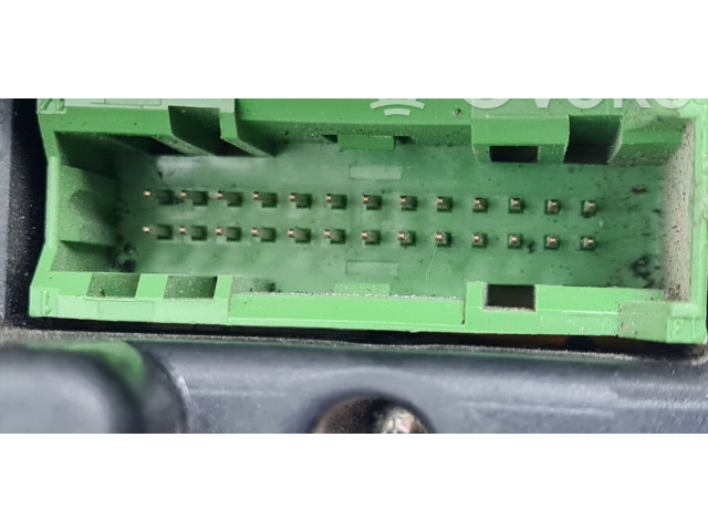 Přístrojová deska Audi A8 S8 D2 4D 1997 4D0919033F