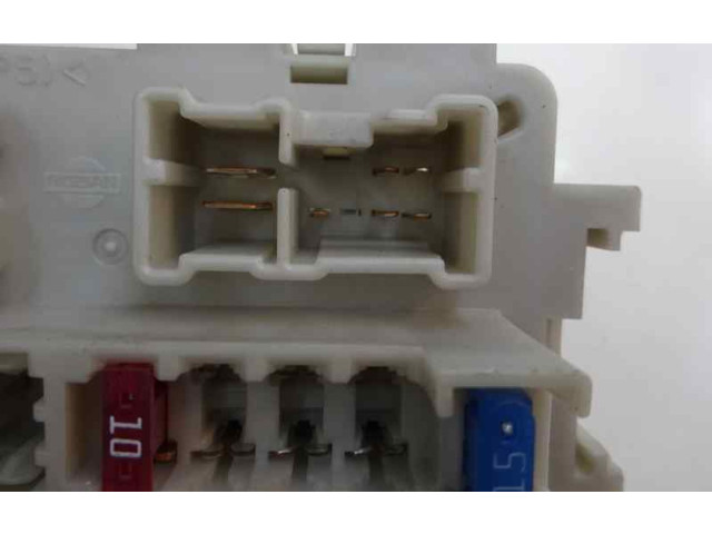 Pojistková skříňka Řídící jednotka BSM Nissan Navara 2007