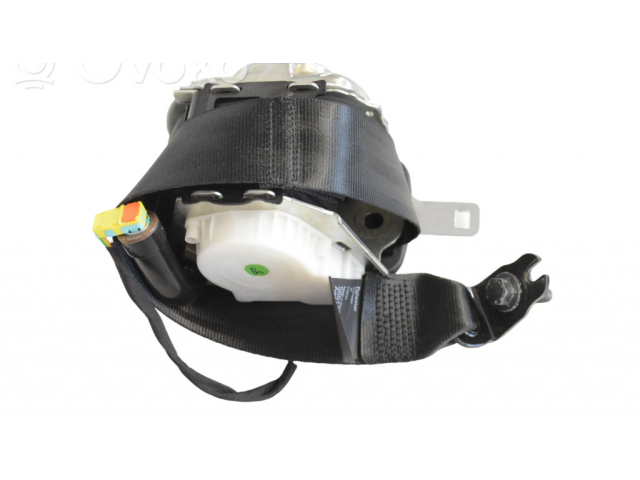 Задний ремень безопасности