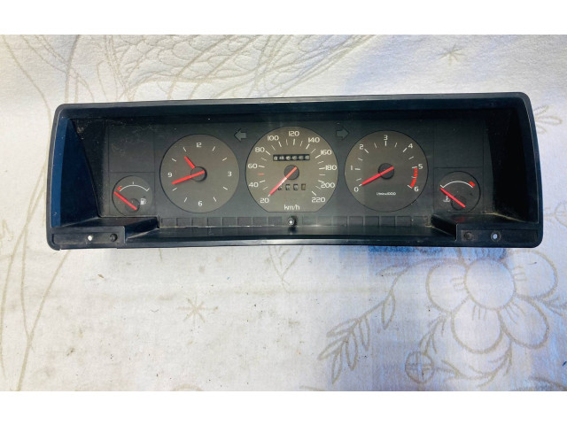 Přístrojová deska Volvo 740 1988 1398726