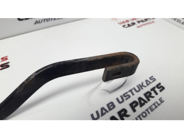 Ножка стеклоочистителей лобового стекла