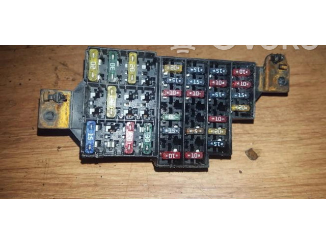 Блок предохранителей 77032097597c, 77032097597C Renault Clio II