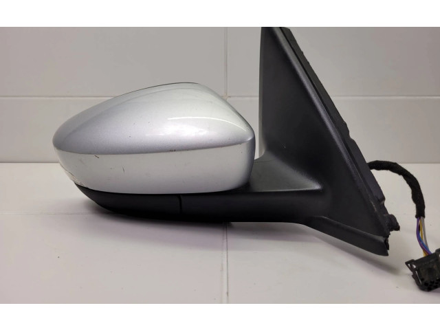 Зеркало электрическое Skoda Fabia Mk3 (NJ) 2015 - 2021 года