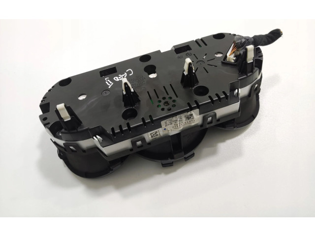 Панель приборов    KIA Pro Cee'd II       