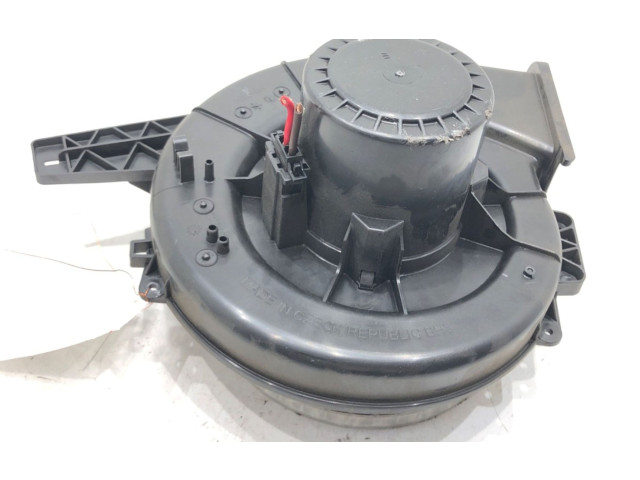 Řídící jednotka 6R1819015A Skoda Fabia Mk3 (NJ) 2014