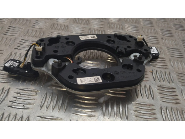 Кнопки рулевого колеса