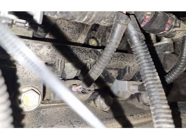 Топливная рампа    Citroen C1  