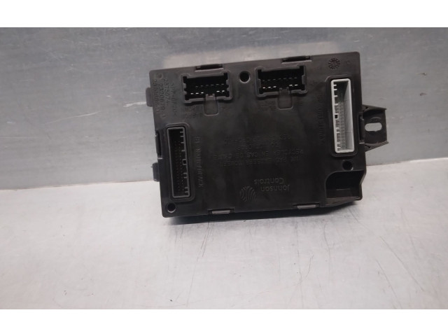 Блок управления 284B14580R Smart ForFour II W453