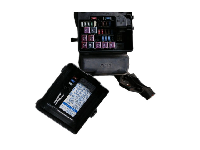 Pojistková skříňka Řídící jednotka BSM 8267248040, 8262048040 Lexus RX 450H 2004