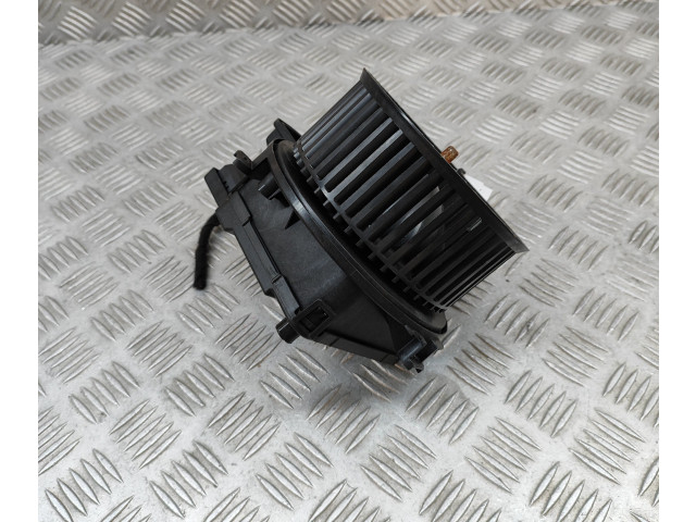 Вентилятор печки    4M2820021B   Audi A5