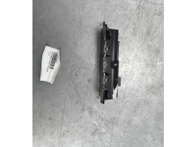 Блок управления климат-контролем 31674024, 31346788   Volvo XC90