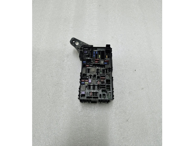 Блок предохранителей 68347016AD   Jeep Grand Cherokee WL    