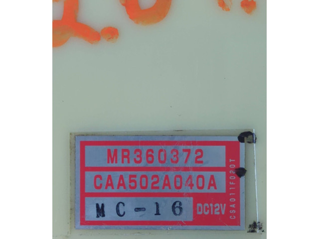 Блок управления климат-контролем MR360372, CAA502A040A Mitsubishi Galant