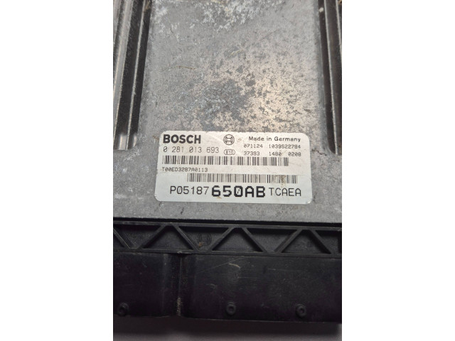 Řídící jednotka 1039S22784, 0281013693   Dodge Caliber 2010