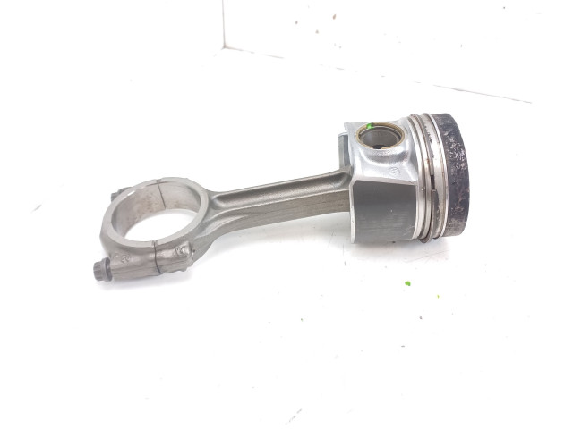 Píst BHS, 04LA   Volkswagen Caddy    DFSD 