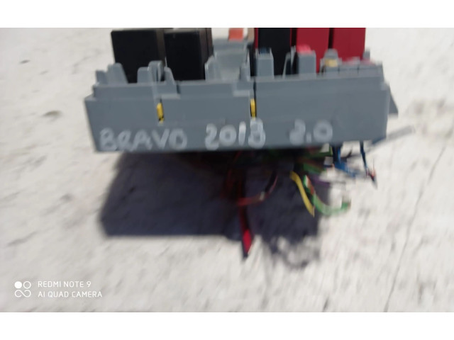 Pojistková skříňka 51887544, 199B1000 Fiat Punto Evo 2010