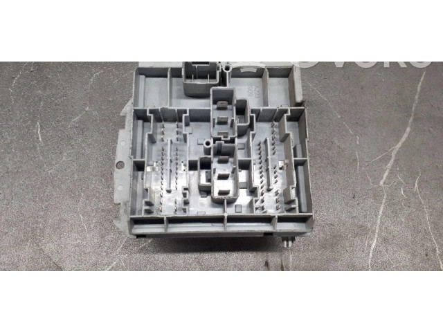 Блок предохранителей 51739431 Fiat Idea