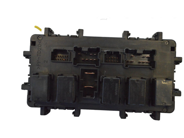 Блок предохранителей 0011173409100173 Infiniti Q50