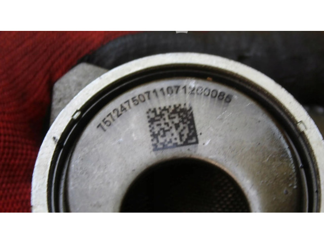 Čerpadlo oleje 7572475 BMW 7 F01 F02 F03 F04