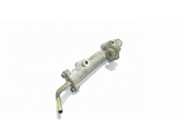 Топливная рампа    Daihatsu Cuore 0.1 