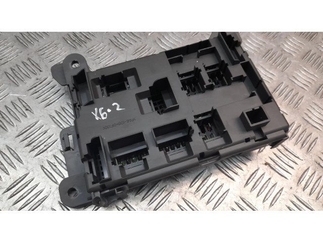 Pojistková skříňka B010105300 BMW X6 E71 2009