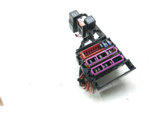 Pojistková skříňka 8K0971845A Audi A4 S4 B8 8K 2008