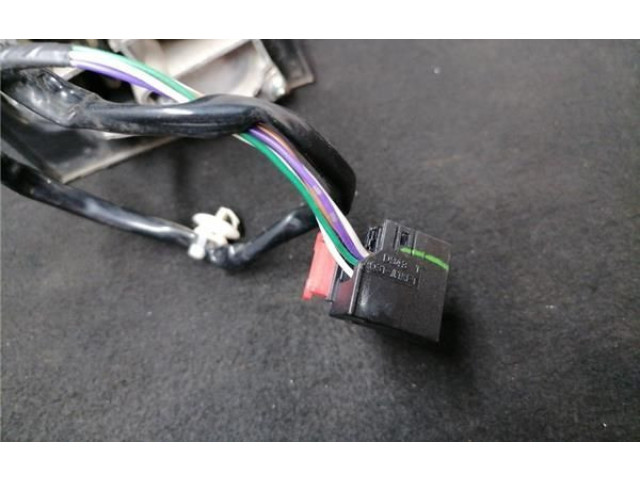 Zpětné zrcátko Volkswagen Caddy 2008