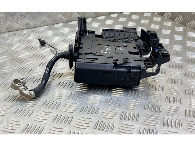 Pojistková skříňka 7P0937548J, 7P0937548 Porsche Cayenne (92A) 2011