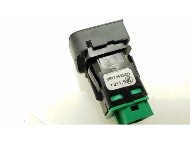 Включатель центрального замка