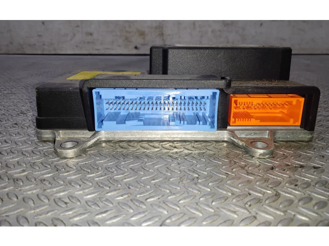 Блок подушек безопасности 8697679   Volvo V50